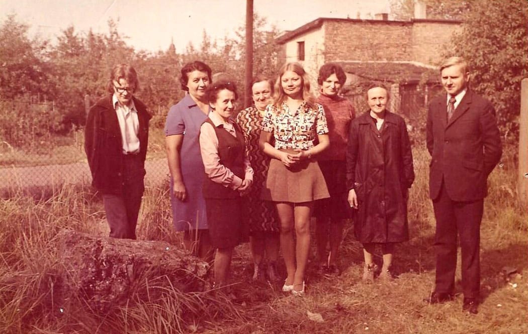 kadra Domu Kultury w latach siedemdziesiątych (dyrektor Józef Kozioł pierwszy z prawej)