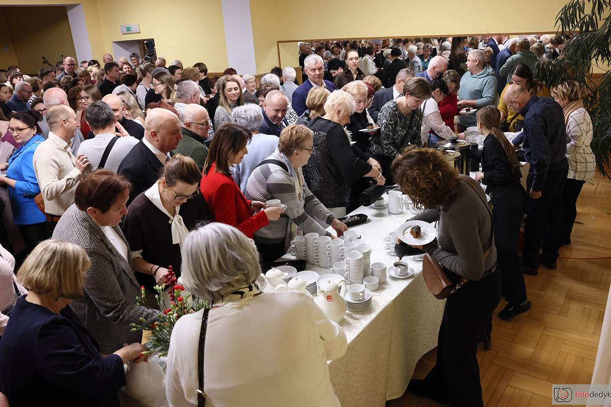 615962608_1201984681912590_5354190281818750115_n