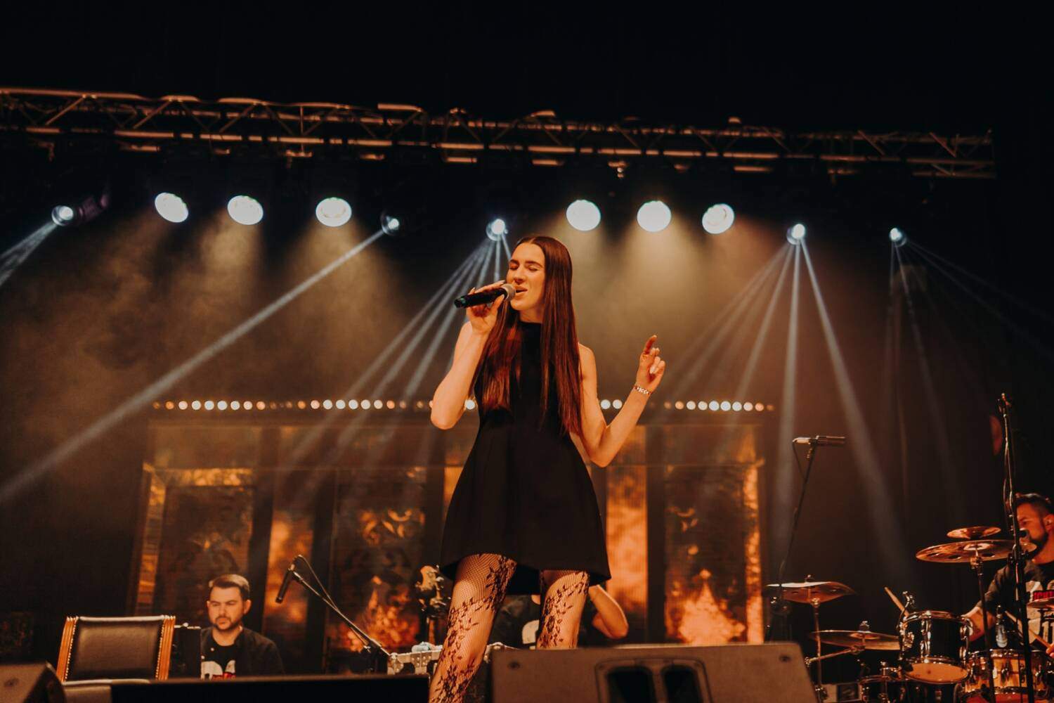 619404300_1373906348102929_5127876845142491538_n